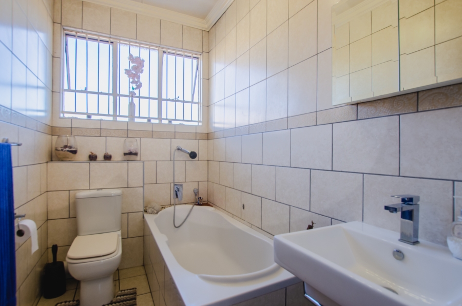 3 Bedroom Property for Sale in Parkrand Gauteng