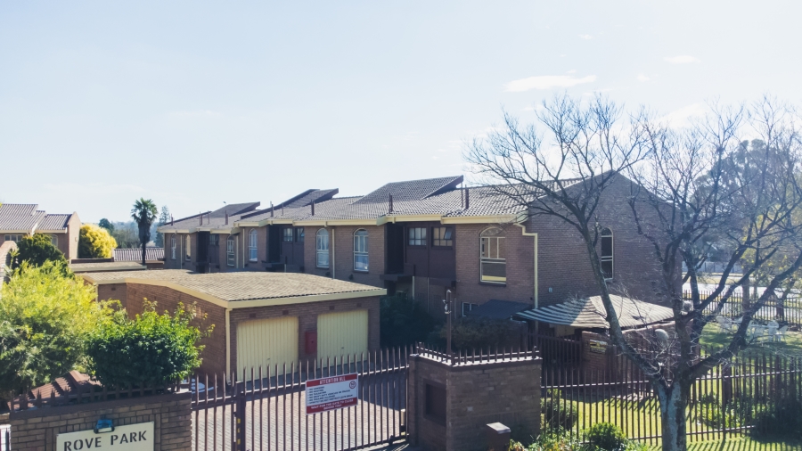 3 Bedroom Property for Sale in Parkrand Gauteng