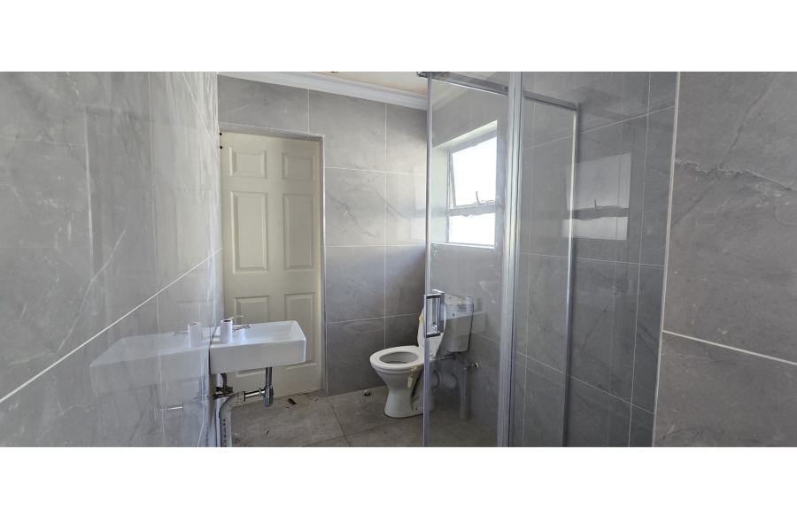 5 Bedroom Property for Sale in Wierda Park Gauteng