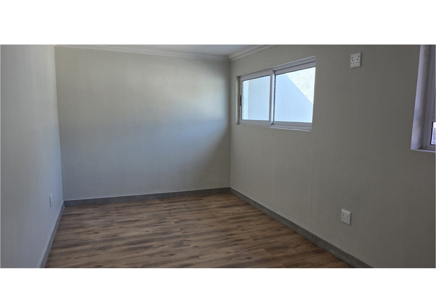 5 Bedroom Property for Sale in Wierda Park Gauteng