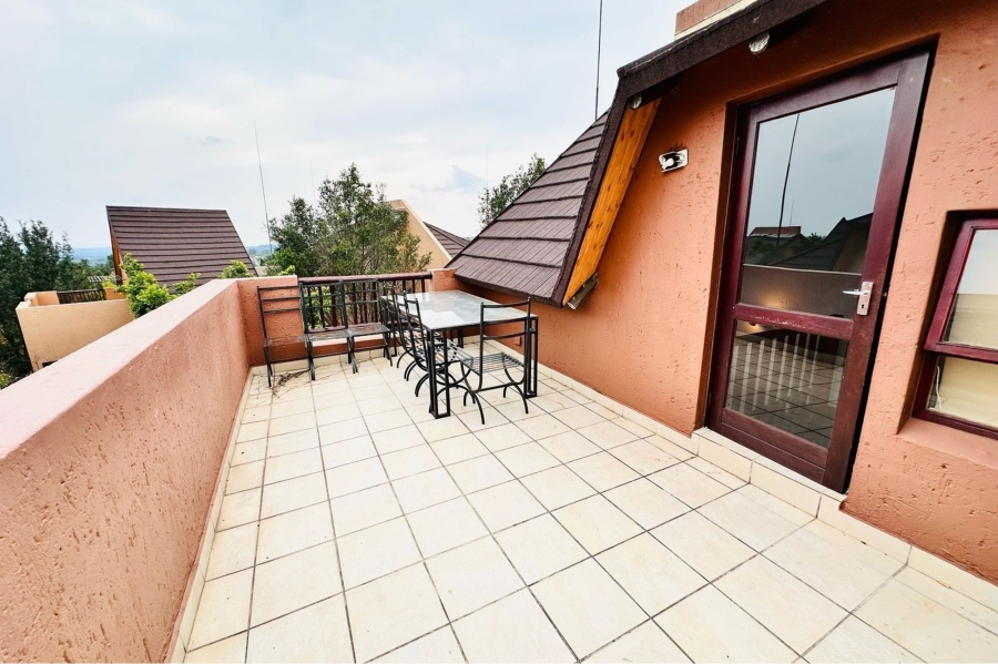 To Let 1 Bedroom Property for Rent in Douglasdale Gauteng