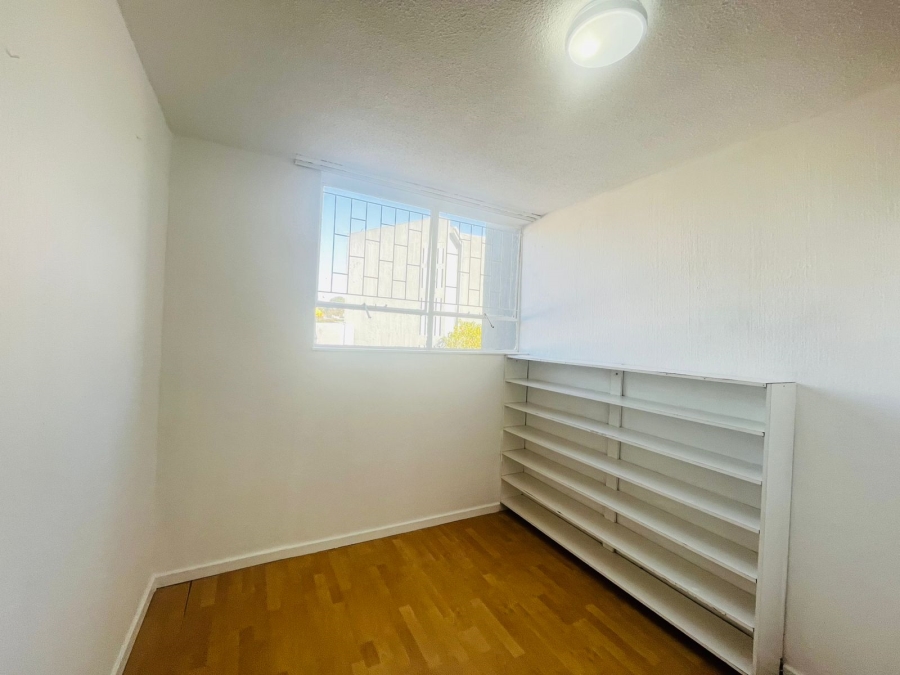 To Let 2 Bedroom Property for Rent in Northcliff Gauteng