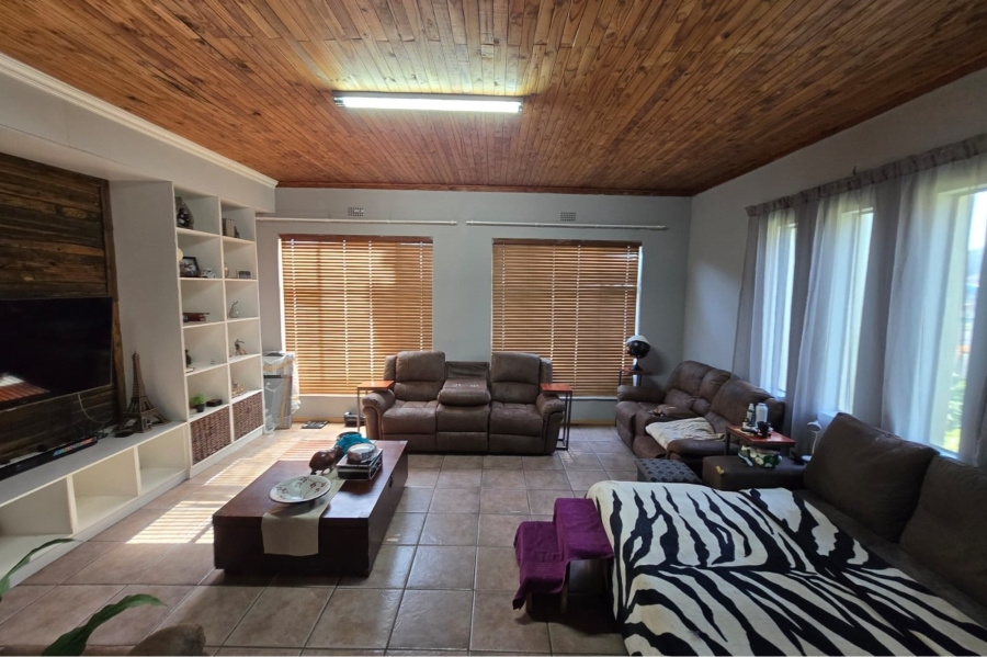 4 Bedroom Property for Sale in Sinoville Gauteng