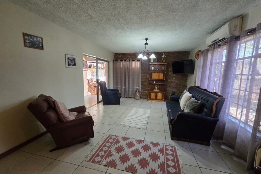 4 Bedroom Property for Sale in Montana Park Gauteng