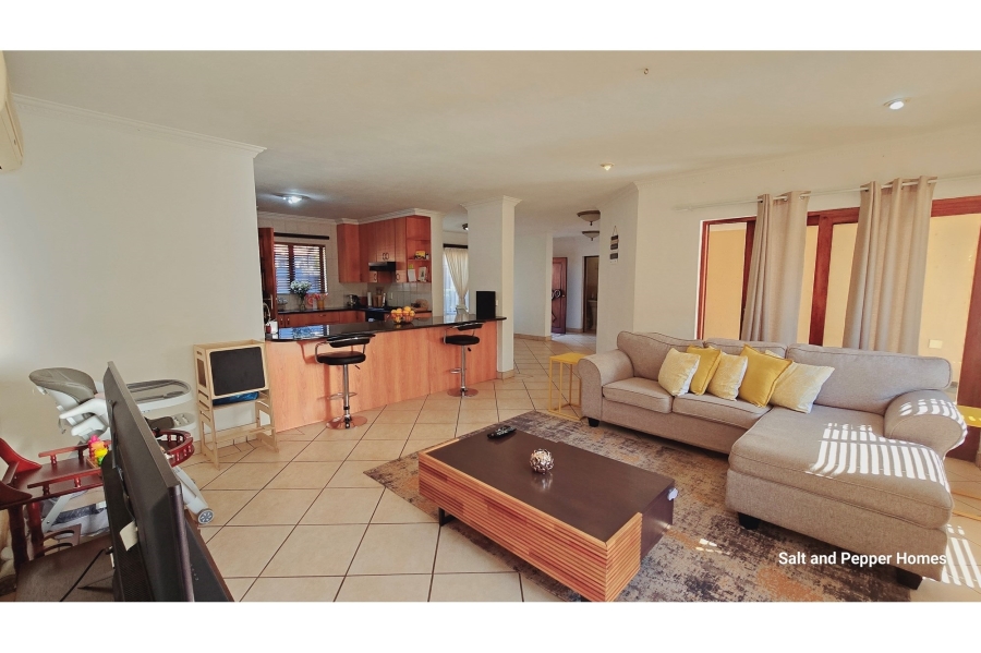 To Let 3 Bedroom Property for Rent in Rose Acres Estate Gauteng