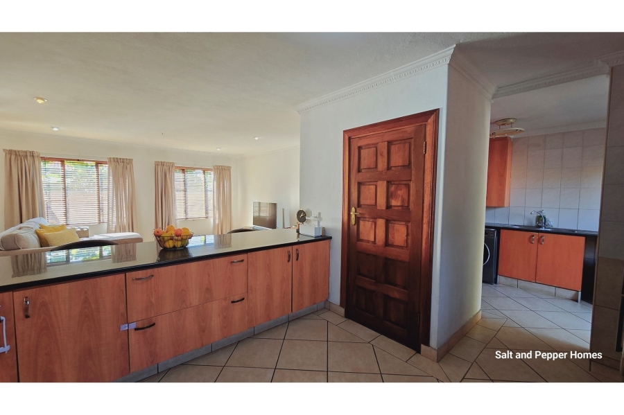 To Let 3 Bedroom Property for Rent in Rose Acres Estate Gauteng