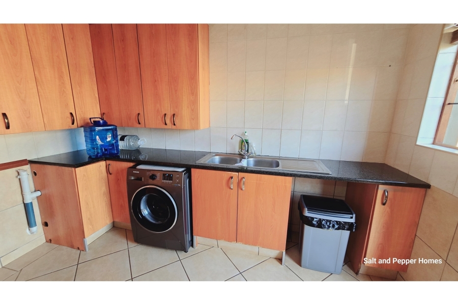 To Let 3 Bedroom Property for Rent in Rose Acres Estate Gauteng