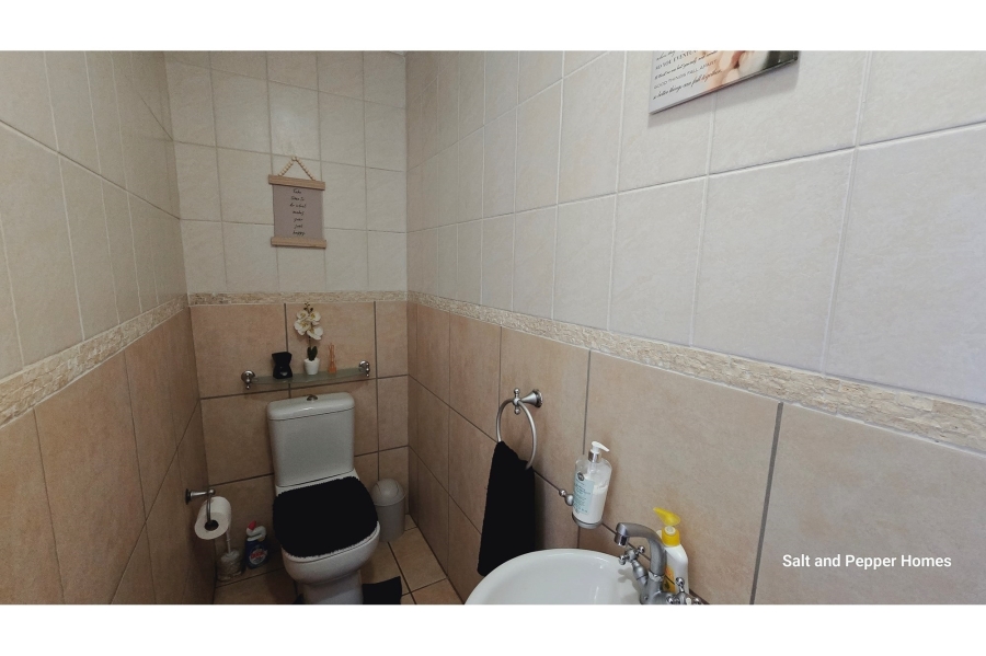 To Let 3 Bedroom Property for Rent in Rose Acres Estate Gauteng