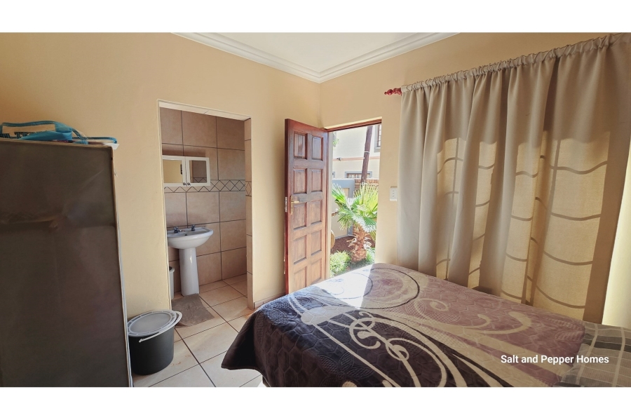 To Let 3 Bedroom Property for Rent in Rose Acres Estate Gauteng