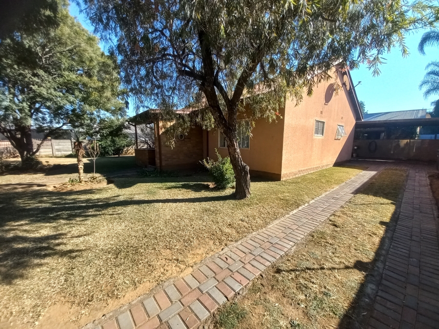 3 Bedroom Property for Sale in Moregloed Gauteng