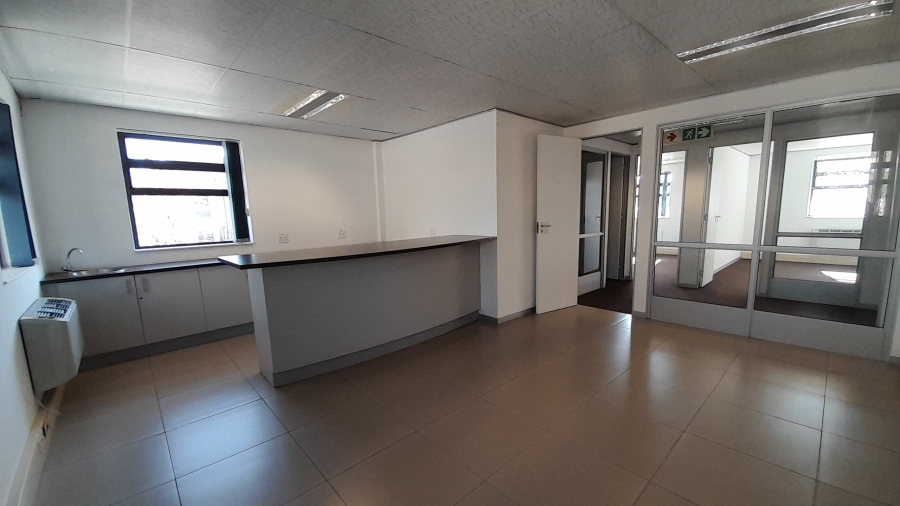 To Let commercial Property for Rent in Randjespark Gauteng