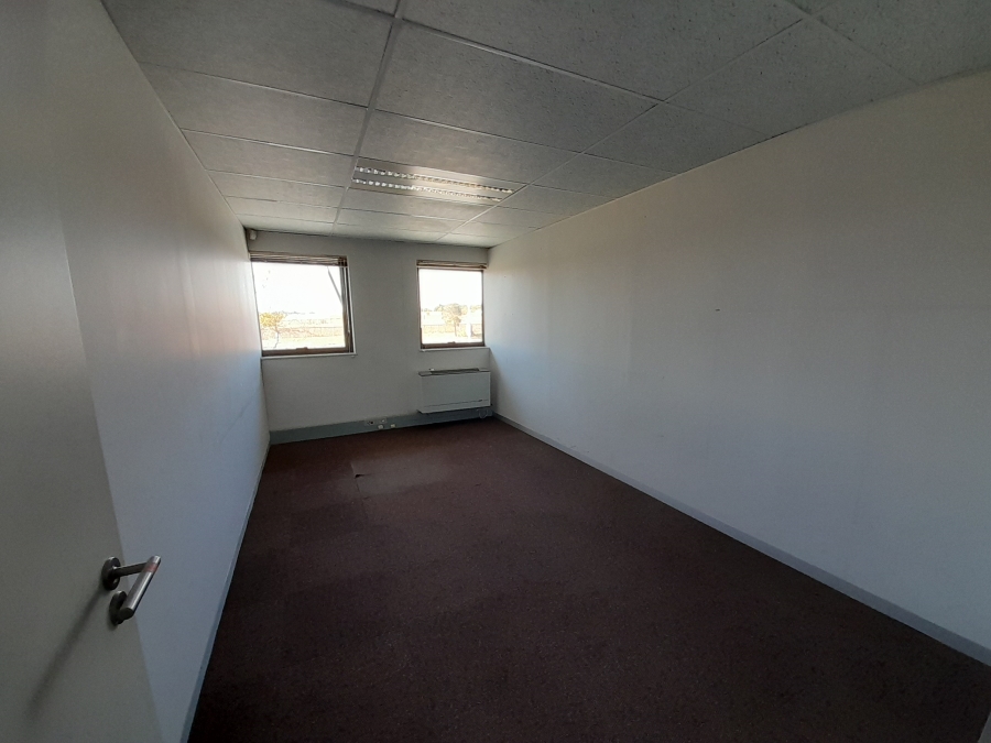 To Let commercial Property for Rent in Randjespark Gauteng