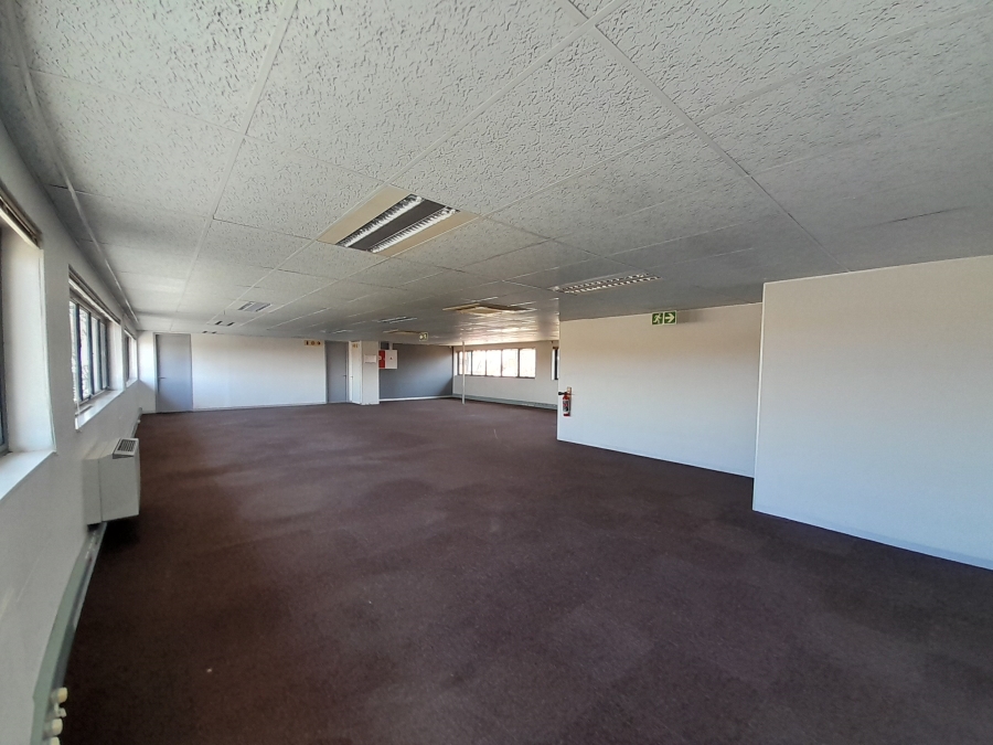 To Let commercial Property for Rent in Randjespark Gauteng
