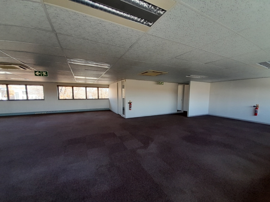 To Let commercial Property for Rent in Randjespark Gauteng