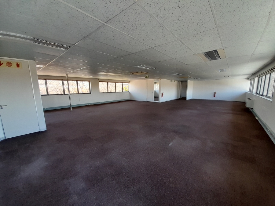 To Let commercial Property for Rent in Randjespark Gauteng