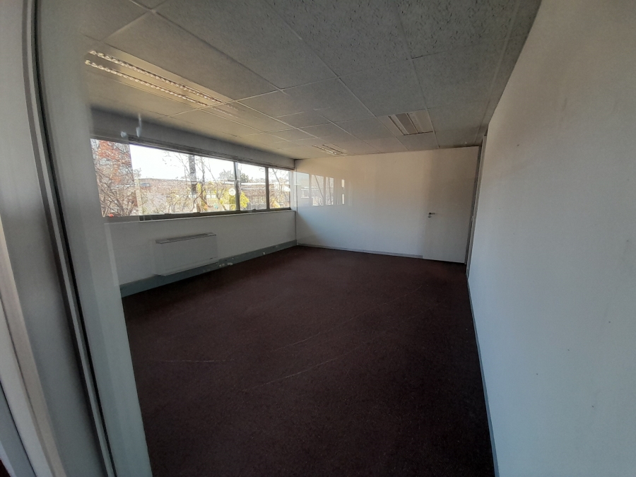 To Let commercial Property for Rent in Randjespark Gauteng