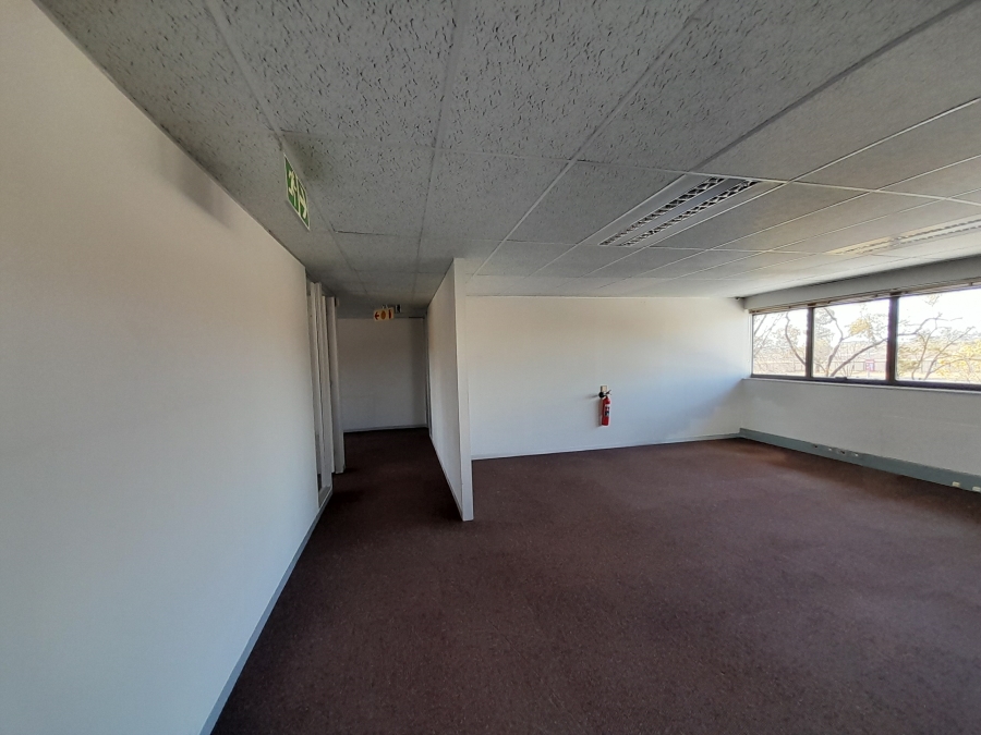 To Let commercial Property for Rent in Randjespark Gauteng