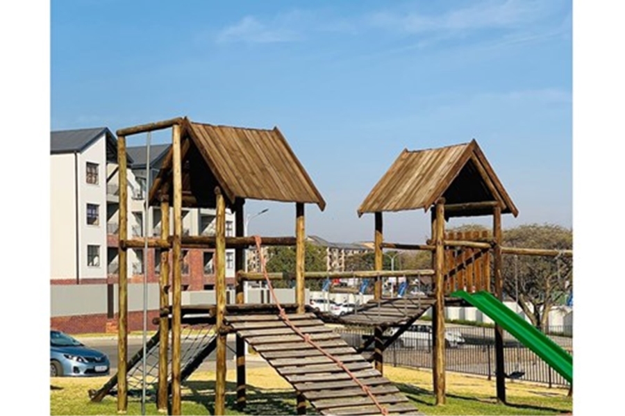 To Let 2 Bedroom Property for Rent in North Riding Gauteng
