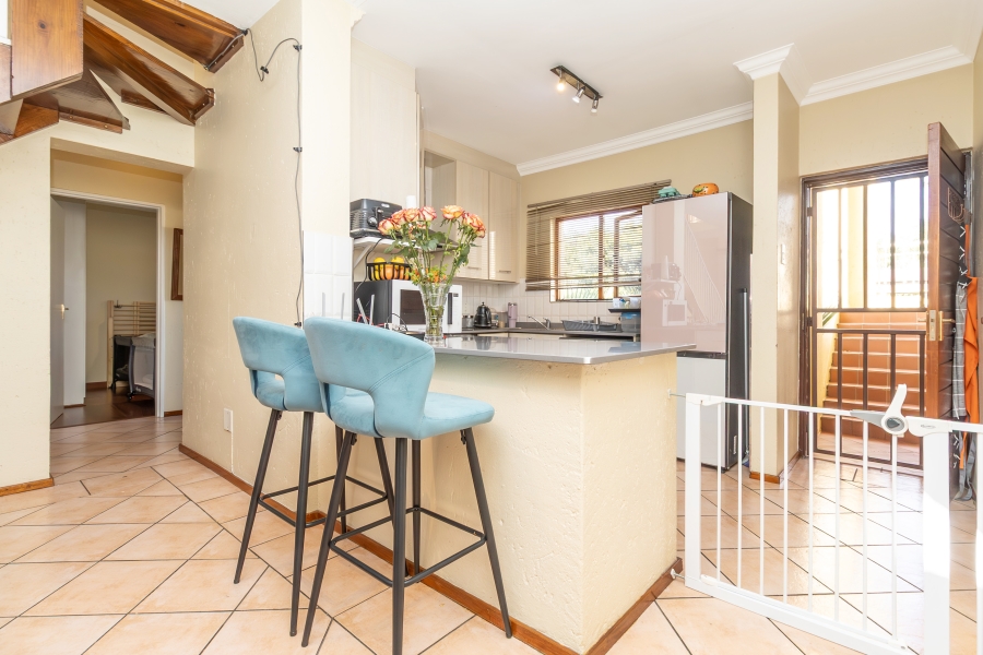 2 Bedroom Property for Sale in Sunninghill Gauteng
