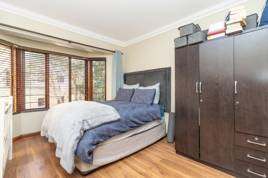 2 Bedroom Property for Sale in Sunninghill Gauteng