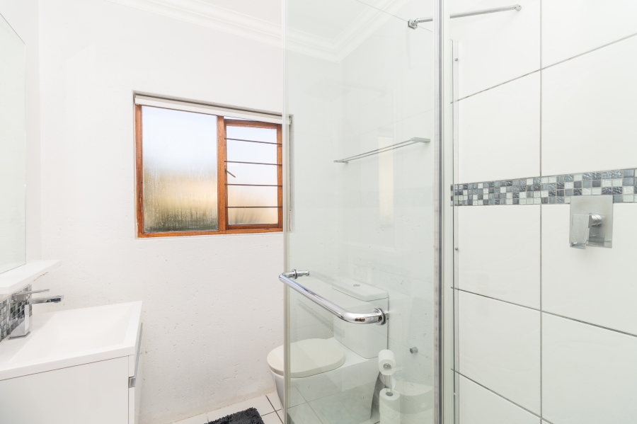2 Bedroom Property for Sale in Sunninghill Gauteng