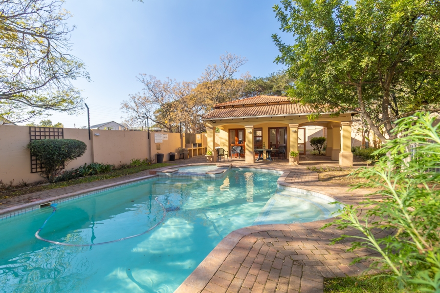 2 Bedroom Property for Sale in Sunninghill Gauteng
