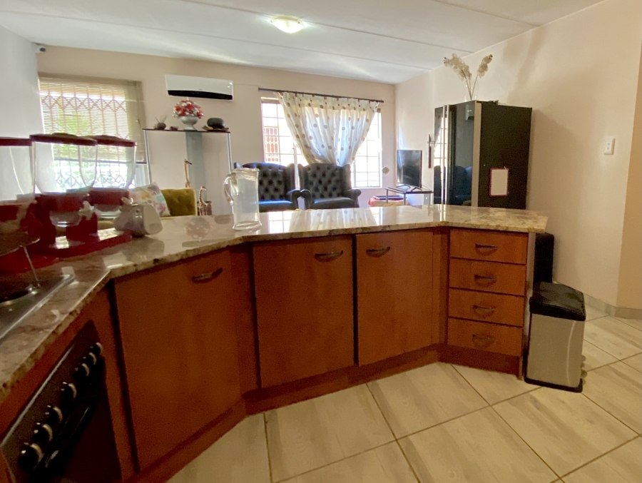 To Let 2 Bedroom Property for Rent in Dainfern Gauteng