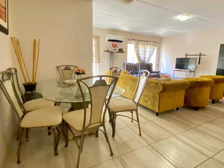 To Let 2 Bedroom Property for Rent in Dainfern Gauteng