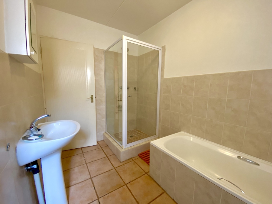 To Let 2 Bedroom Property for Rent in Dainfern Gauteng