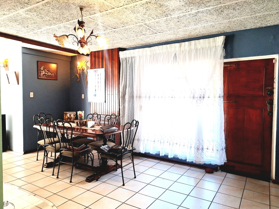 4 Bedroom Property for Sale in Sophiatown Gauteng