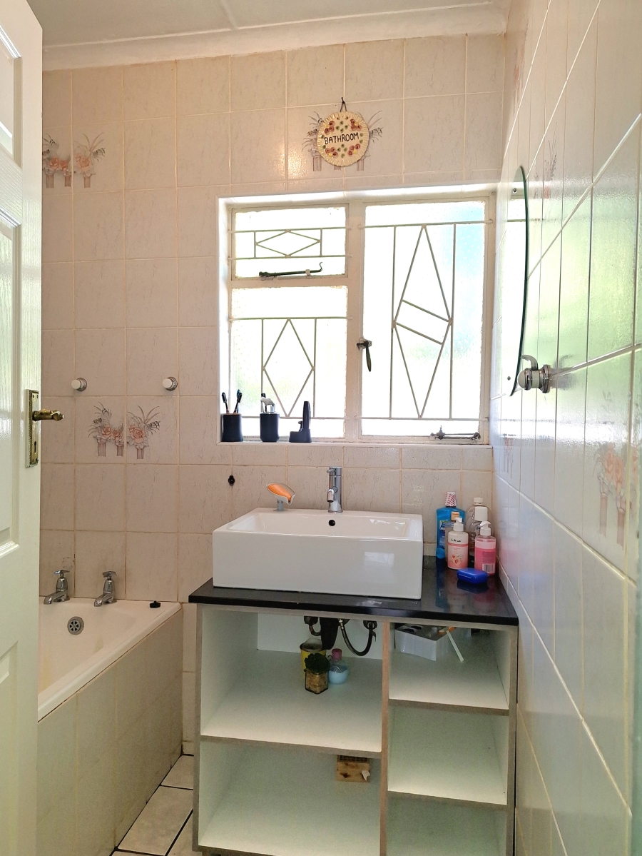 4 Bedroom Property for Sale in Sophiatown Gauteng