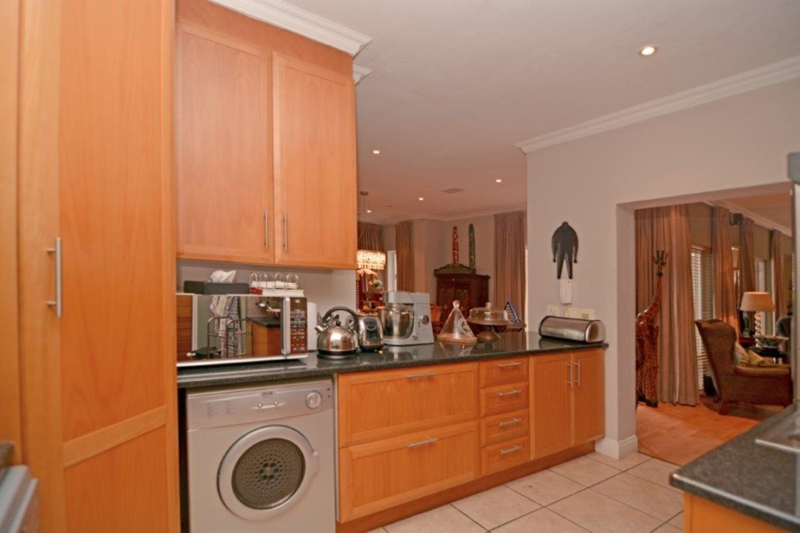 To Let 2 Bedroom Property for Rent in Edenburg Gauteng