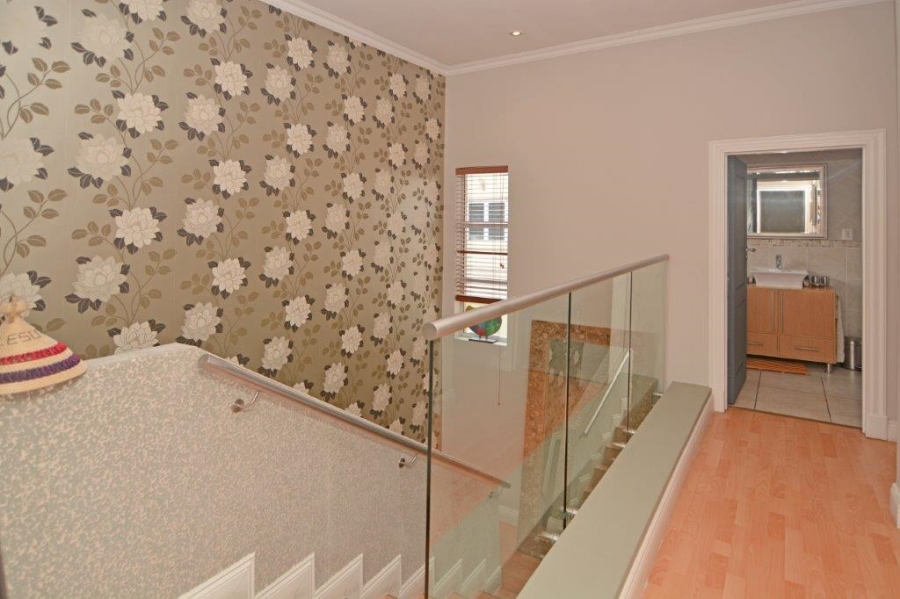 To Let 2 Bedroom Property for Rent in Edenburg Gauteng