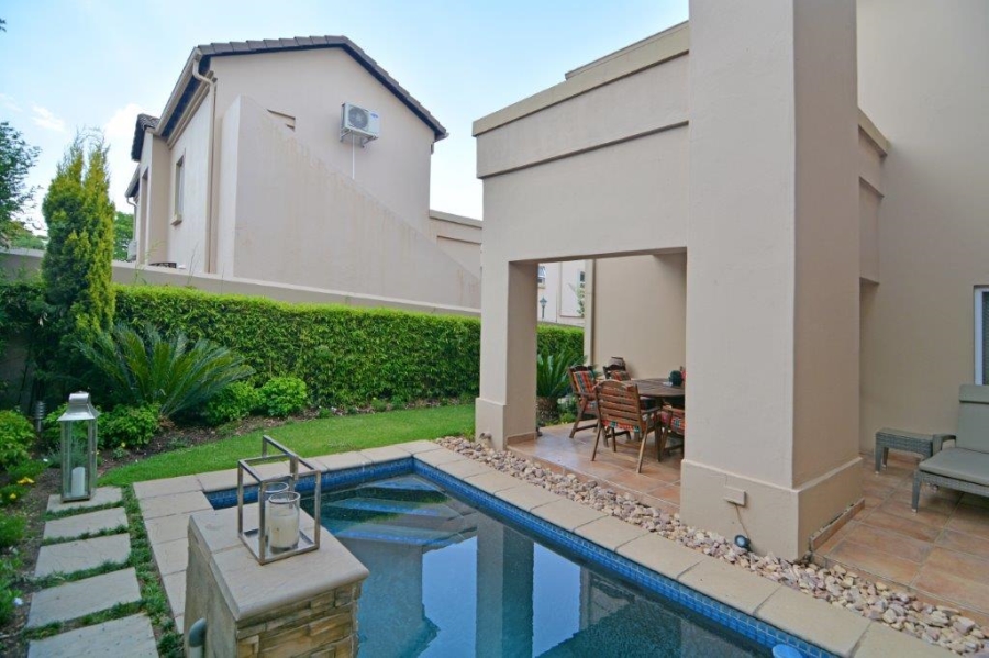 To Let 2 Bedroom Property for Rent in Edenburg Gauteng