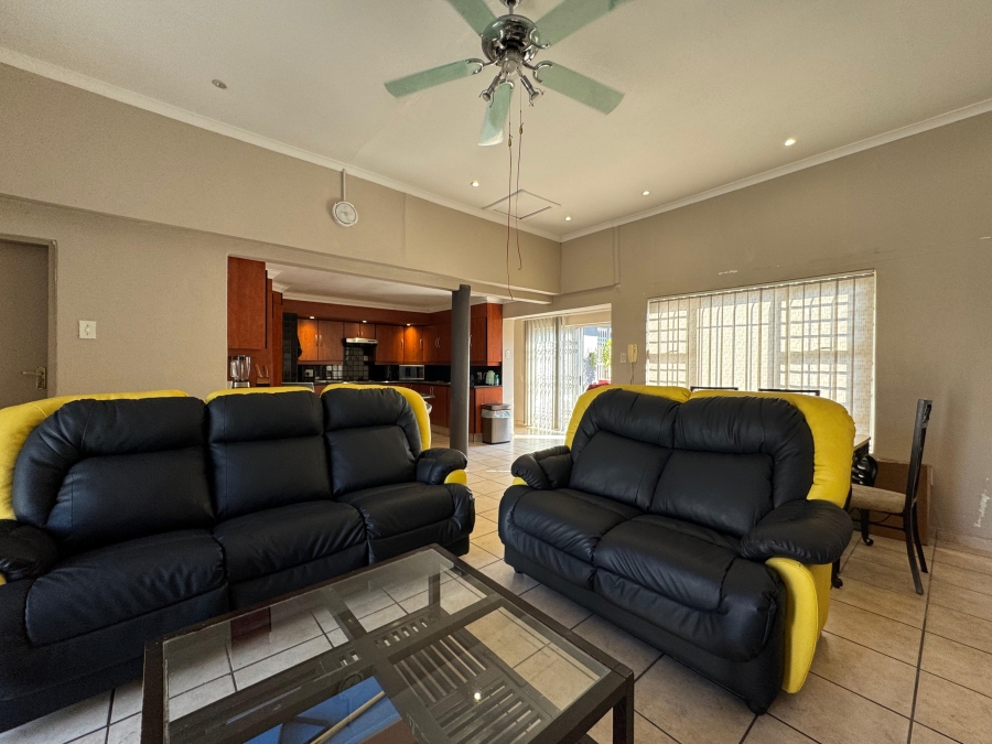 8 Bedroom Property for Sale in Birchleigh Gauteng