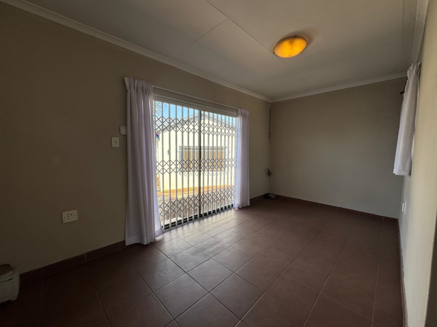 8 Bedroom Property for Sale in Birchleigh Gauteng