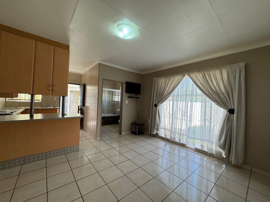 8 Bedroom Property for Sale in Birchleigh Gauteng