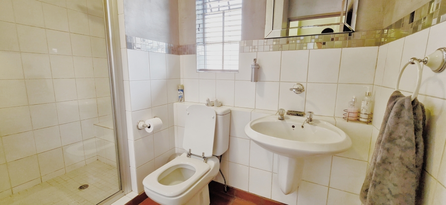 2 Bedroom Property for Sale in Annlin Gauteng
