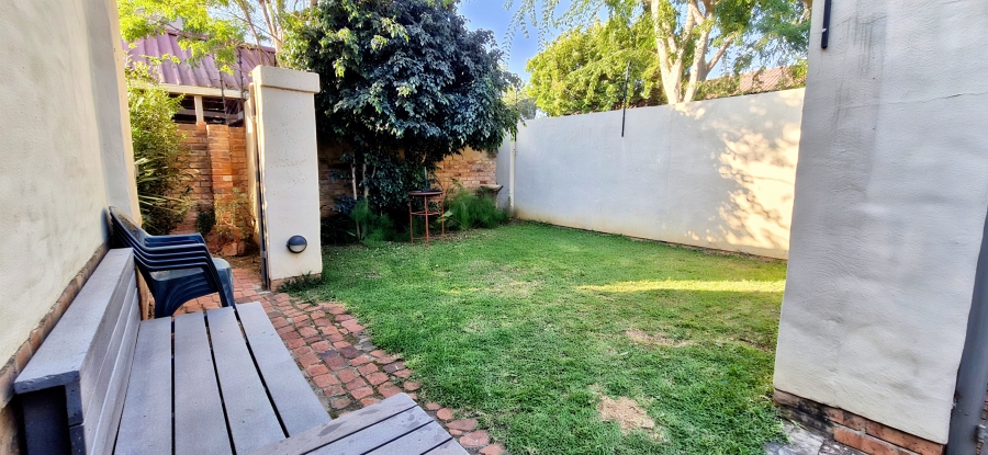 2 Bedroom Property for Sale in Annlin Gauteng