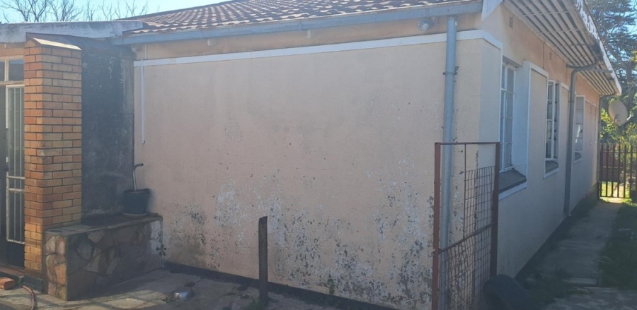 4 Bedroom Property for Sale in Glenesk Gauteng