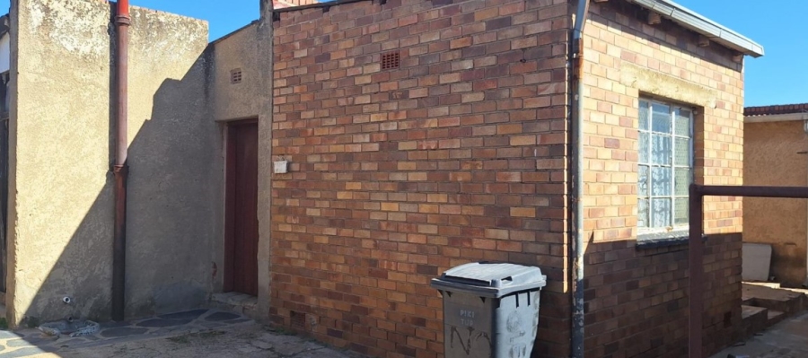 4 Bedroom Property for Sale in Glenesk Gauteng
