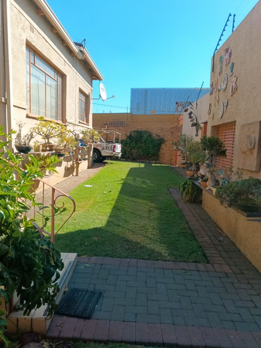 4 Bedroom Property for Sale in Germiston South Gauteng