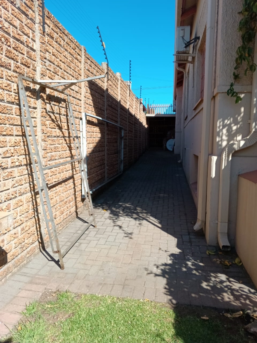 4 Bedroom Property for Sale in Germiston South Gauteng