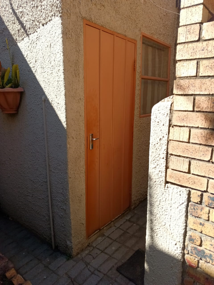 4 Bedroom Property for Sale in Germiston South Gauteng