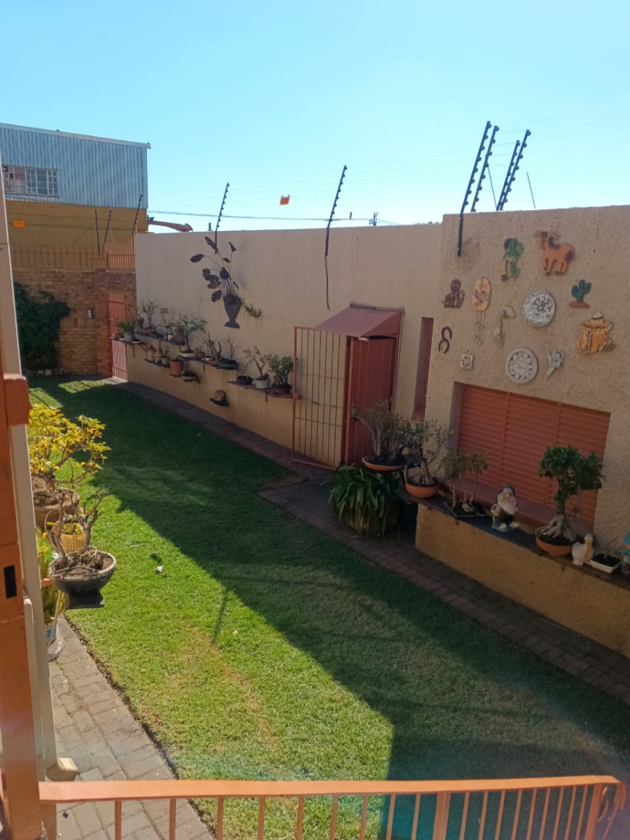 4 Bedroom Property for Sale in Germiston South Gauteng