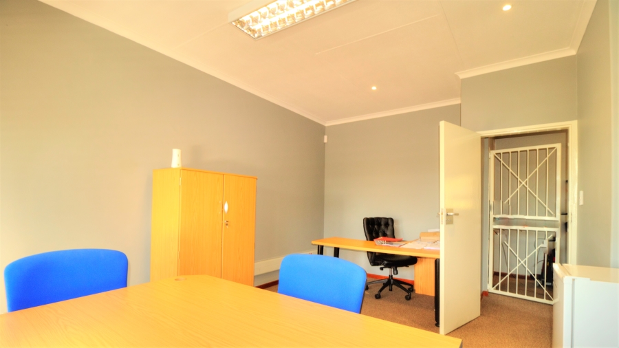 To Let commercial Property for Rent in Northcliff Gauteng