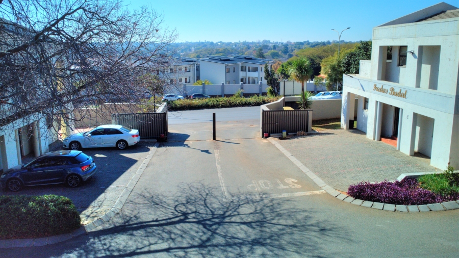 To Let commercial Property for Rent in Northcliff Gauteng