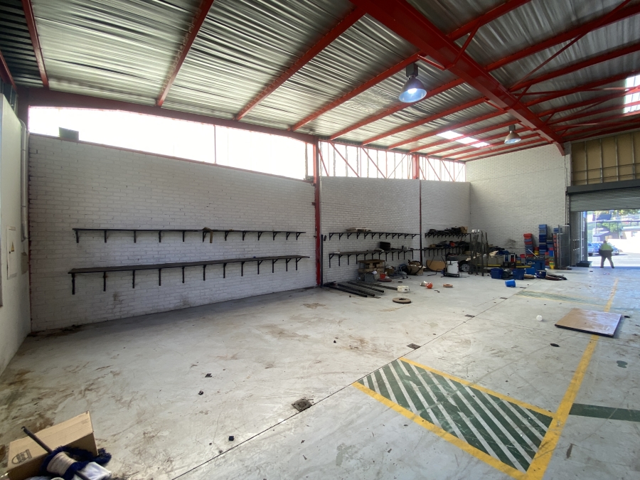 To Let commercial Property for Rent in Halfway House Gauteng