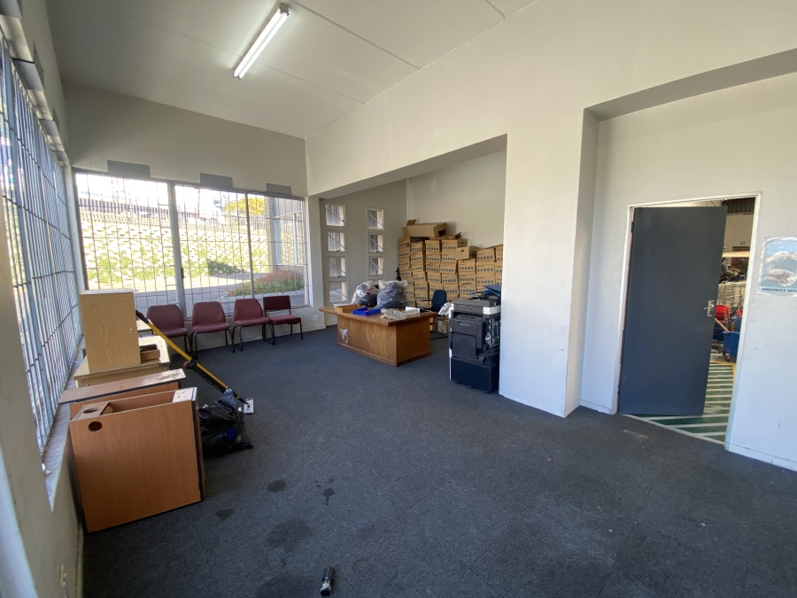 To Let commercial Property for Rent in Halfway House Gauteng