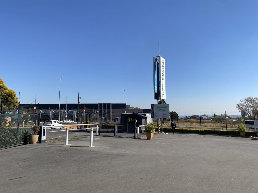 To Let commercial Property for Rent in Halfway House Gauteng